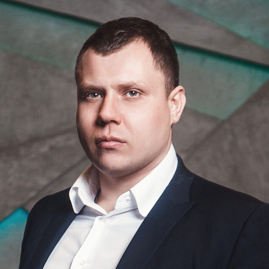 Илья Смирнов